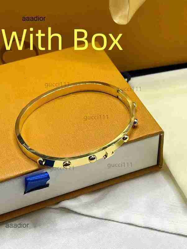 lvbracelet Bangle bracelet designer bracelet for men women plated gold brown plated balck trendy letter louis vuittonly lvs lvt louisvuitton A548 6UE5 6UE5