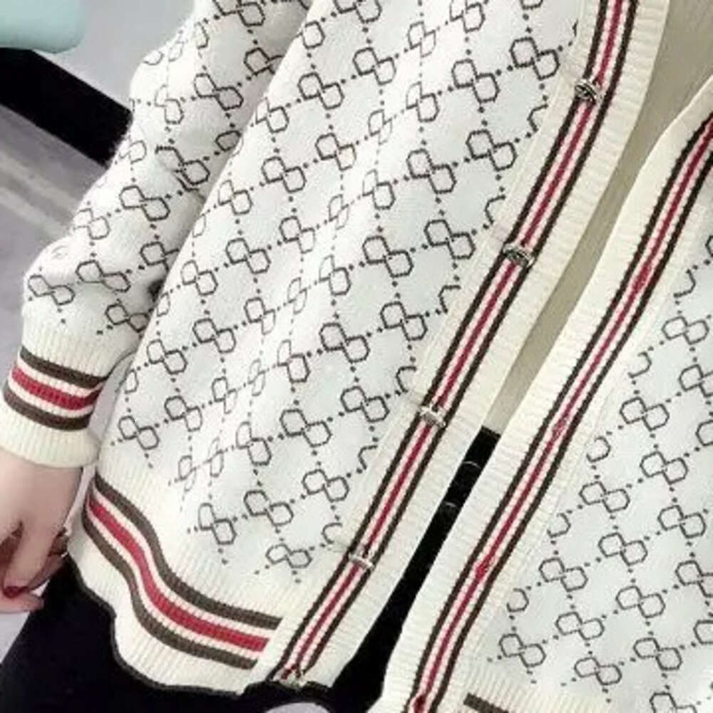 Women's Clothing Cardigan Sweater Autumn Geometric Loose Long Sleeve Designer Fashion Knit Casual Coat Lady Versatile V-Neck Tops