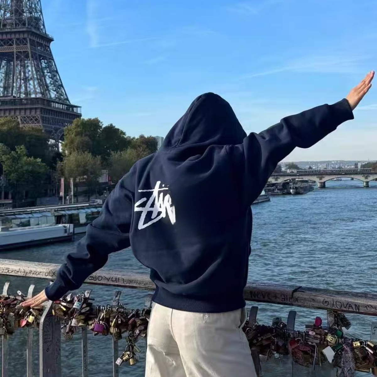 2026 Spring Stussylys Hoodie Designer Mens High Street Classic Letter Print Sweater Stud Jacket Women studded Pullover Round Neck Sweatshirts Graffiti a08