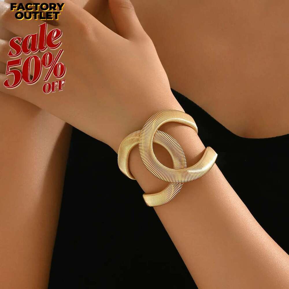 Minimalist Exaggerated European And American Style Women's Jewelry Personality Spring Folding Wrap Niche Bracelet