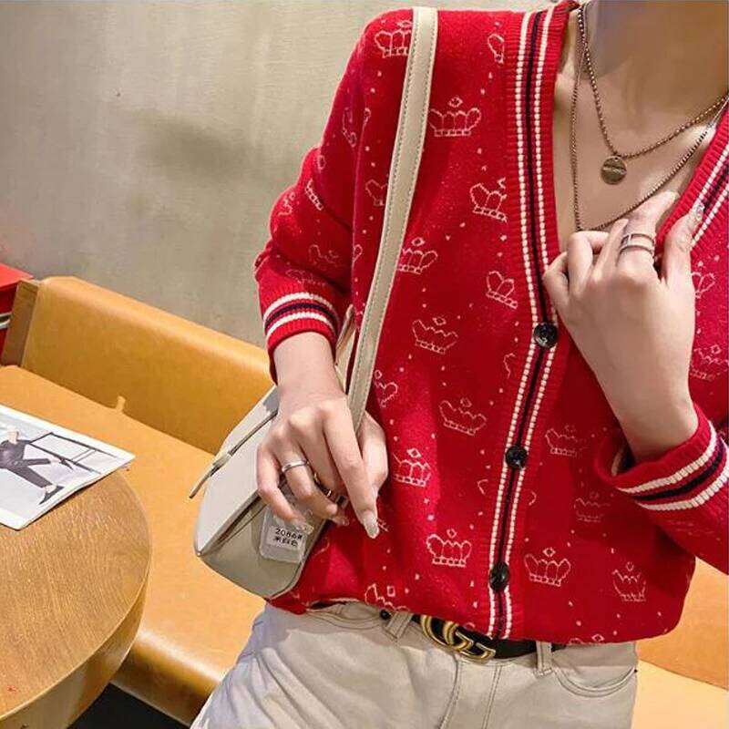 Spring Autumn Women's Fashion Luxury Chic Single Breasted Knitted Cardigan Elegant V Designer Fashion Neck Long Sleeve Loose Sweater Coat