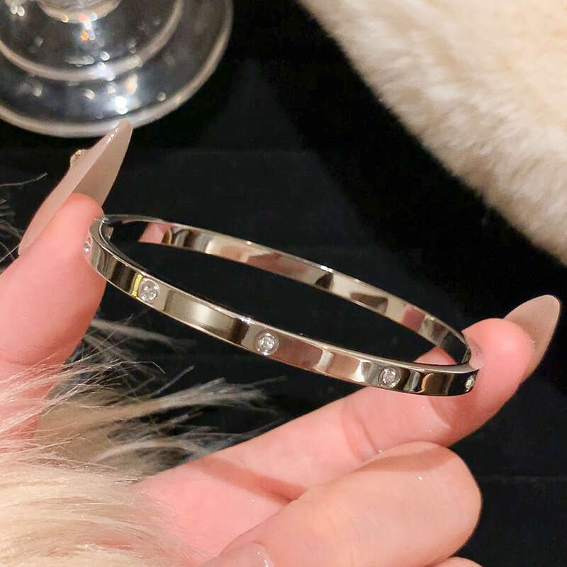 Titanium Steel Bracelet For Women, High-End Zircon Plain Circle Bracelet, Silver Bangle, Hand Jewelry, New Style
