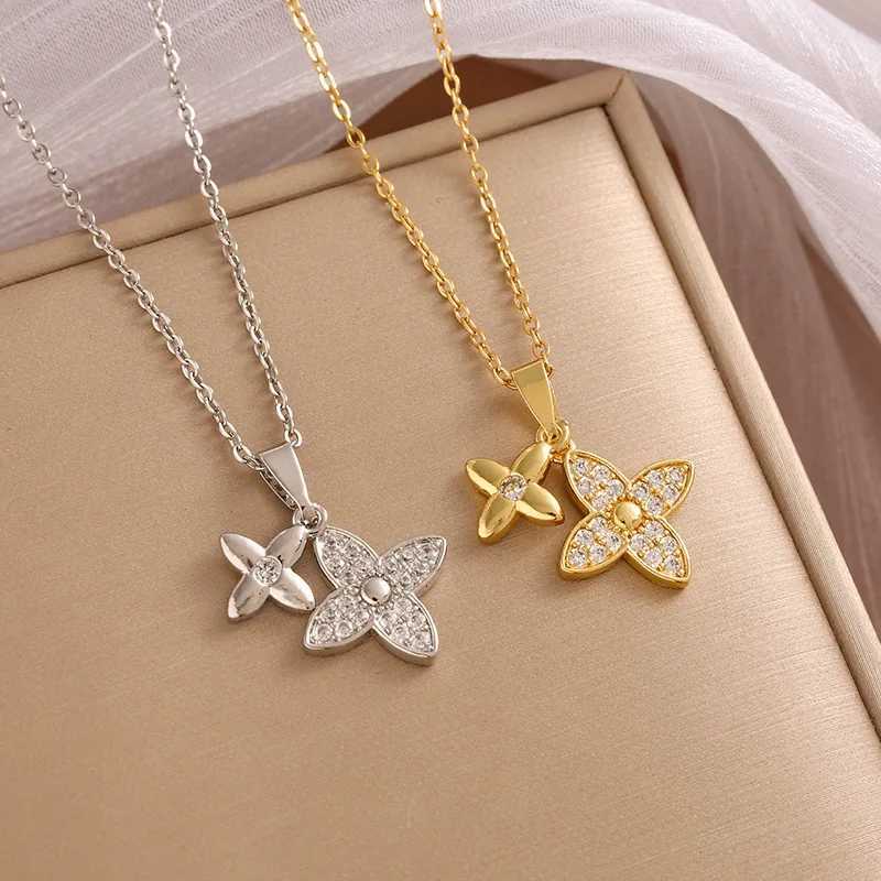 2025 new Fashionable micro-inlaid flower double titanium steel necklace versatile and elegant collaRBone chain H260108