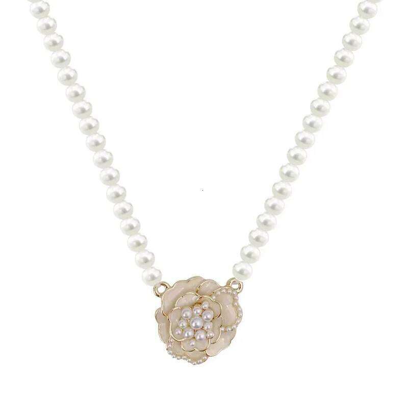 Vintage Elegant Black White Camellia Pearl Pendant for Women Korean Simple Flower Necklace Wedding Party Jewelry