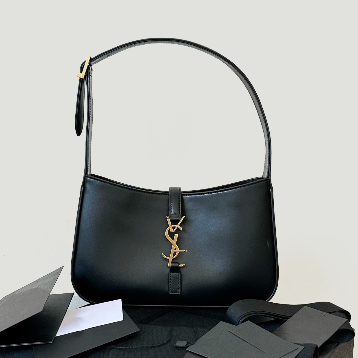2026 Designer Bag Luxury Bag Vintage Multi-Color Leather Half Moon Underarm Bag Classic Shoulder Bag Woman Fashion Metal Handbags Hobo 23CM