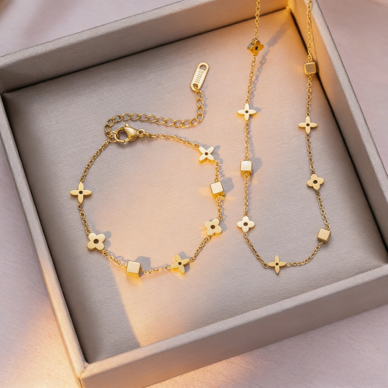 Elegant Geometric Four-Leaf Clover Necklace: Durable Titanium Steel Collarbone Chain Set - Stylish Women's Jewelry for Daily Party Wear