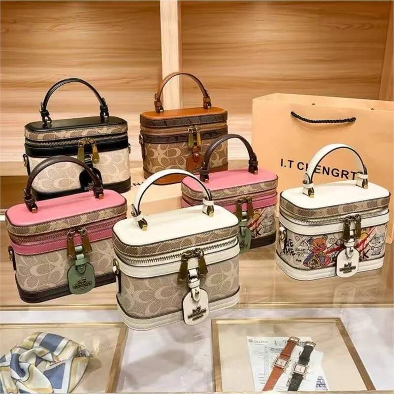 Bestseller New minimalist and fashionable small handbag, contrasting color women's bag, high-end carriage single shoulder crossbody handbag ddmyb