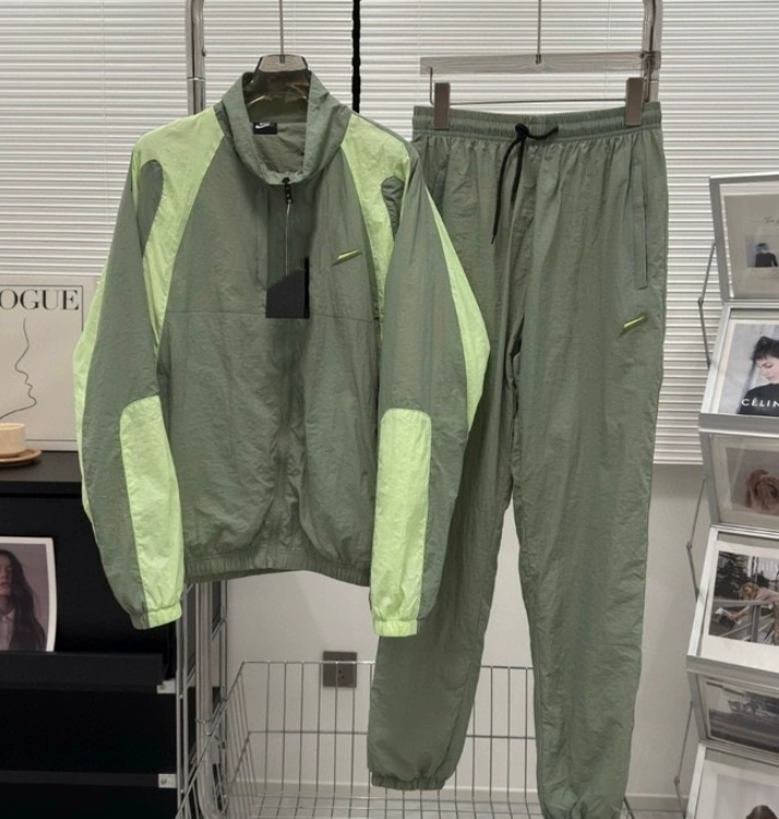 Spring Men's Designer Tracksuits Casual Sporty Windbreaker Track Suit Sets Men Cardigan Zipper Jackets Coat Couples Quality Fashion Training Sportsuit