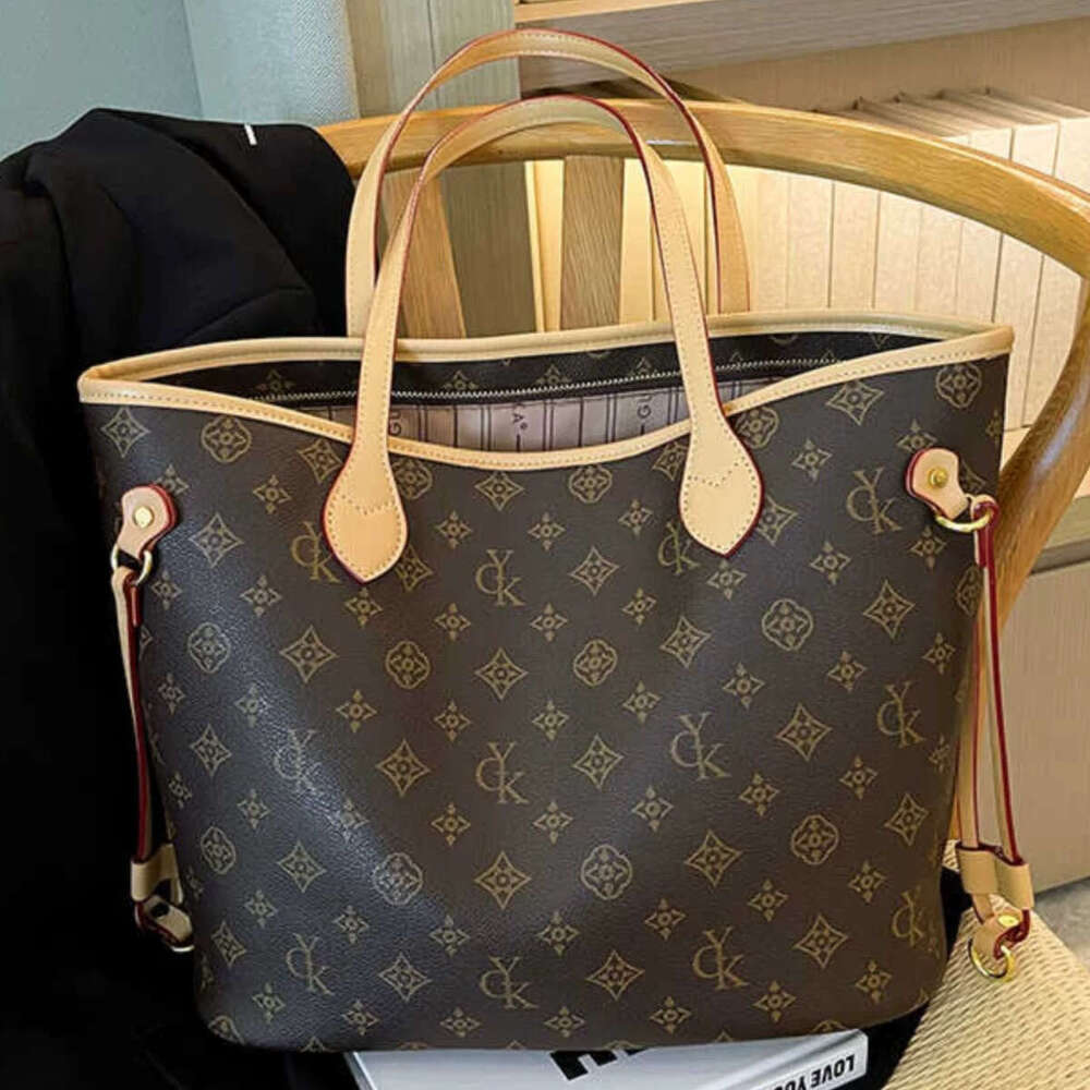 Women's 2025 fashion car sewing leisure clutch top designer shoulder bag Crossbody shoulder Handbag Fashion Totes handbag Leather Shopper Bags de