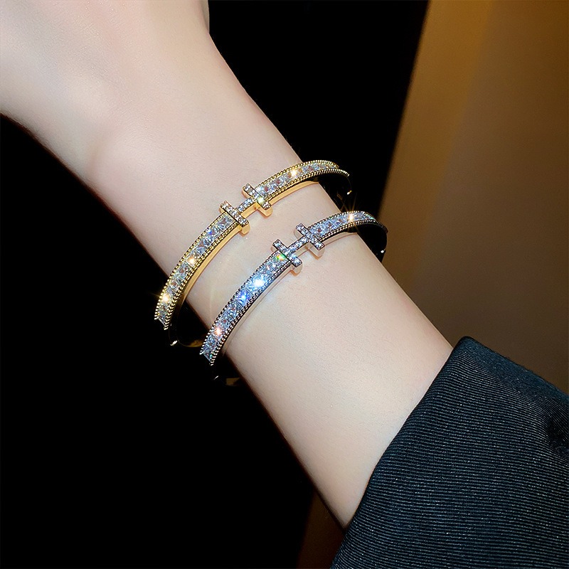 Jewelry Bracelet Gemstone Letter Buckle Bracelet High-end Temperament Bracelets Light Luxury Simple Style Versatile Decoration Suitable for Girls As A