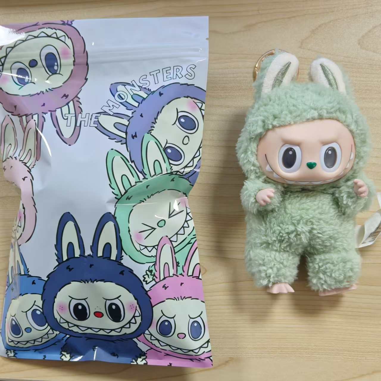 High quality Labubu Plush Doll V1 V2 V3 Style Bd Box The Monsters big into energy Exciting Macaron have a seat Series Toys Cute Action Anime Figure Do