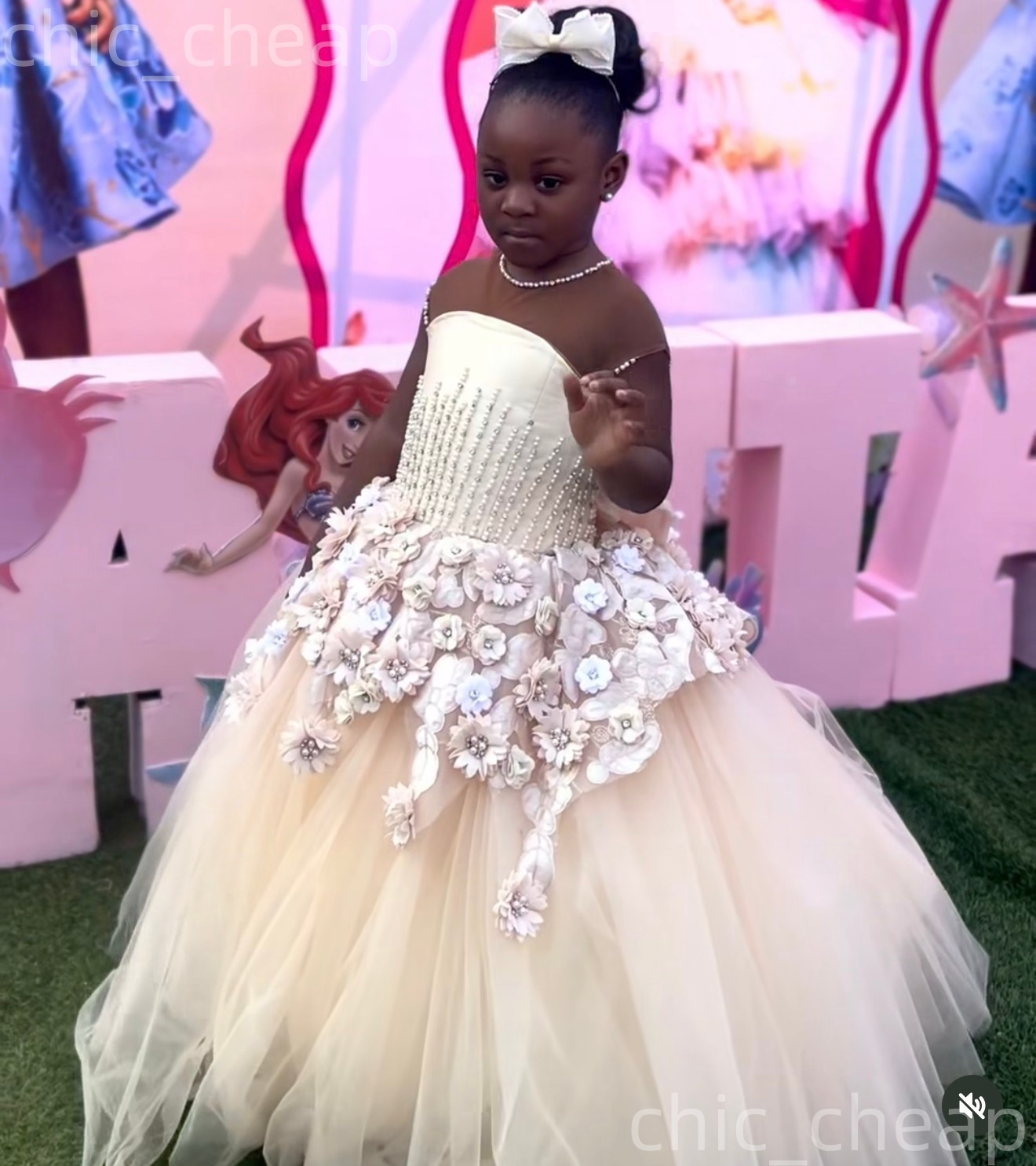 2026 Champagne Ball Gown Flower Girl Dresses Beaded Crystals Flowers Tulle Little Girl Christmas Peageant Birthday Christening Tutu Dress Gowns ZJ4270