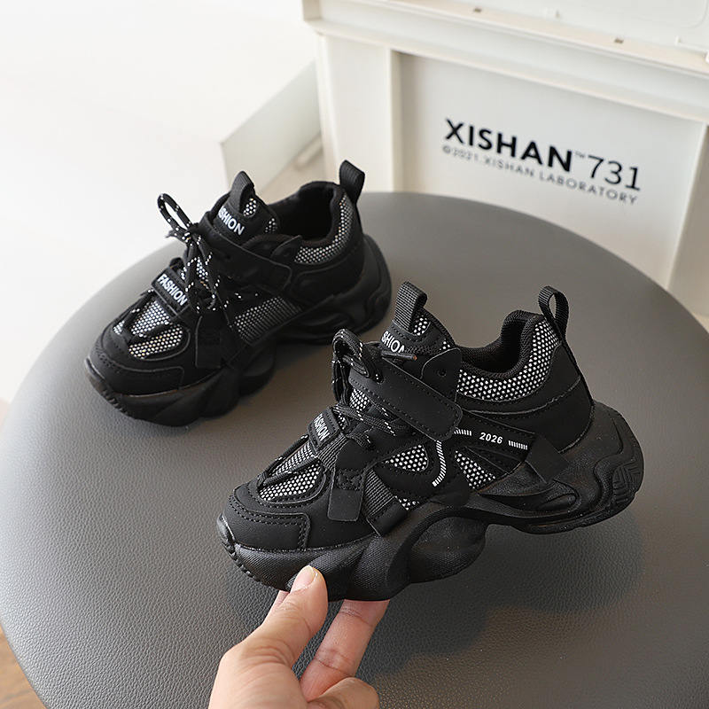 baby shoes White and pink childrens leisure shoes air mesh breathable fashion school running shoes new soft