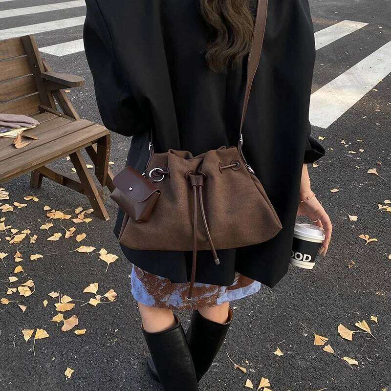 PU Leather Bucket Crossbody Bags for Women 2025 Trend Female Korean Fashion Lady Shoulder Bag Handbags and Purses XJ260109