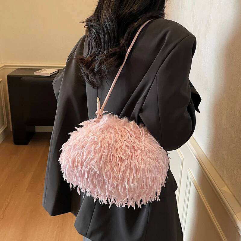 LEFTSIDE Women Small Plush Shoulder Bags 2025 Luxury Brand Crossbody Female Handbags and Purses Soft Warm Winter Bag XJ260109