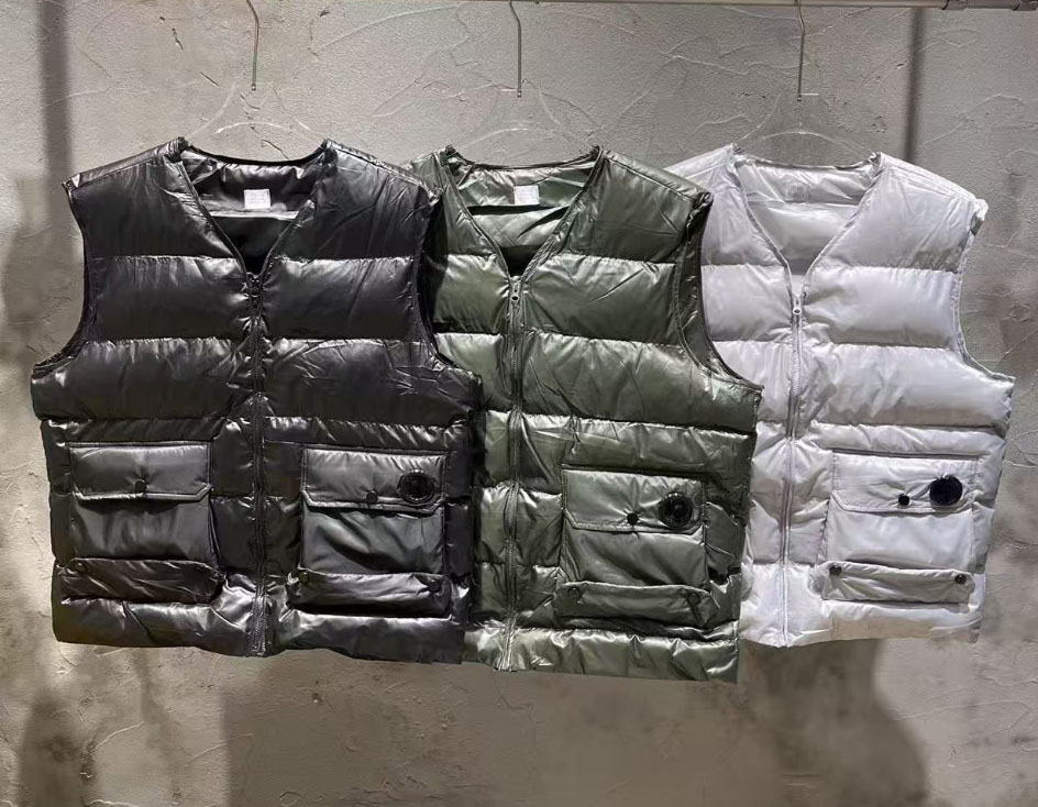 Designer Puffer Vest Mens V neck Waistcoat Winter badge Down Vests Couple Bodywarmer Womens Jacket Sleeveless Outdoor coat Warm Thick Outwear Clothing Gilet