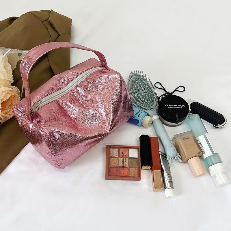 D977 Chic Durable C… - image