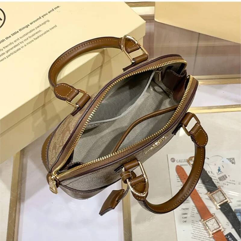 Bestseller Brand shell 2025 new high-end retro handbag shoulder versatile light luxury crossbody women's bag trend ddmybear