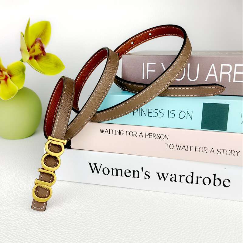 Belts designer Men's and Women's belts Genuine leather belts Luxurious Cowhide belts Women's belts Large metal clasps with letters Comes with a beautiful gift box