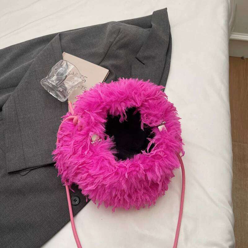 LEFTSIDE Women Small Plush Shoulder Bags 2025 Luxury Brand Crossbody Female Handbags and Purses Soft Warm Winter Bag XJ260109