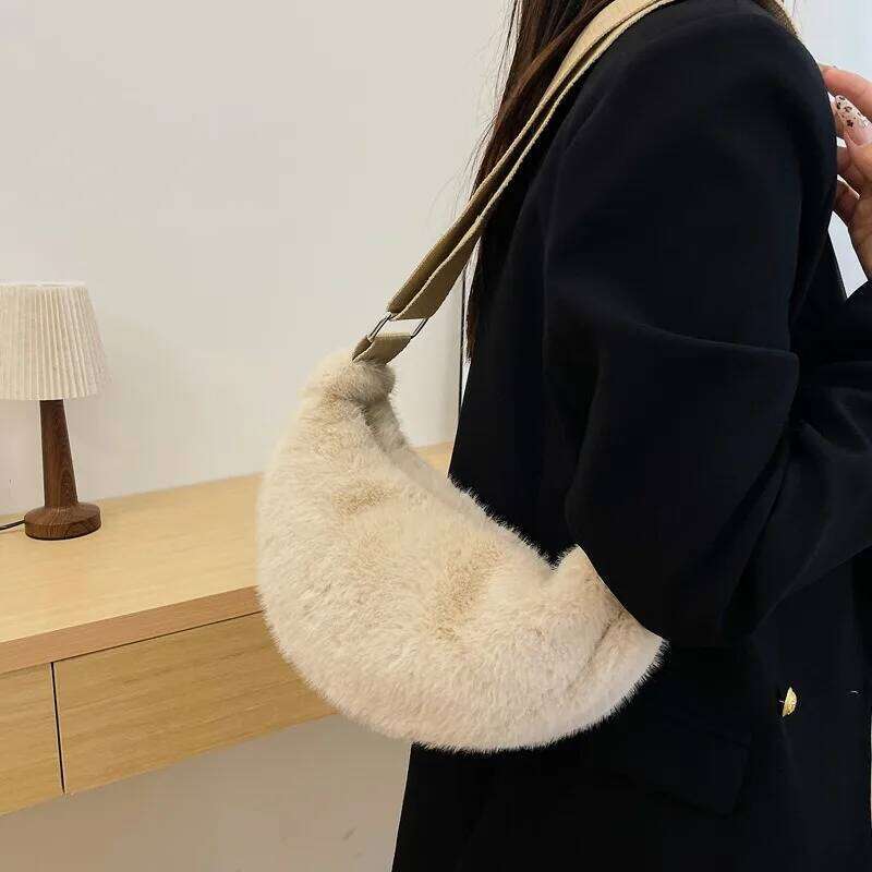 Autumn/Winter Women's Fuzzy Casual Versatile Shoulder Stylish Lightweight Crossbody Bag Fur-Trimmed Dumpling-Shaped Bags XJ260109