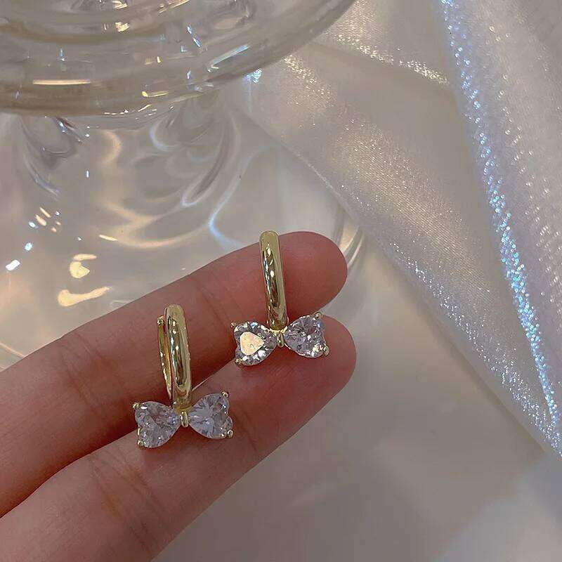 Fashion Butterfly Zircon Crystal Earrings Jewelry Everyday Styling Versatile Ear Accessories Trends & for Party Wedding Delicate Gift