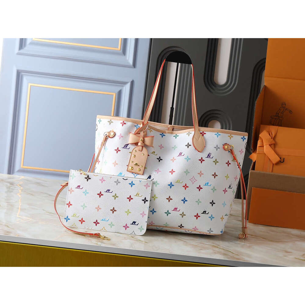 M27787 M40995 Free shipping 2026 designer Fashionable printed commuting tote single shoulder bag Handheld Bucket Bag for women