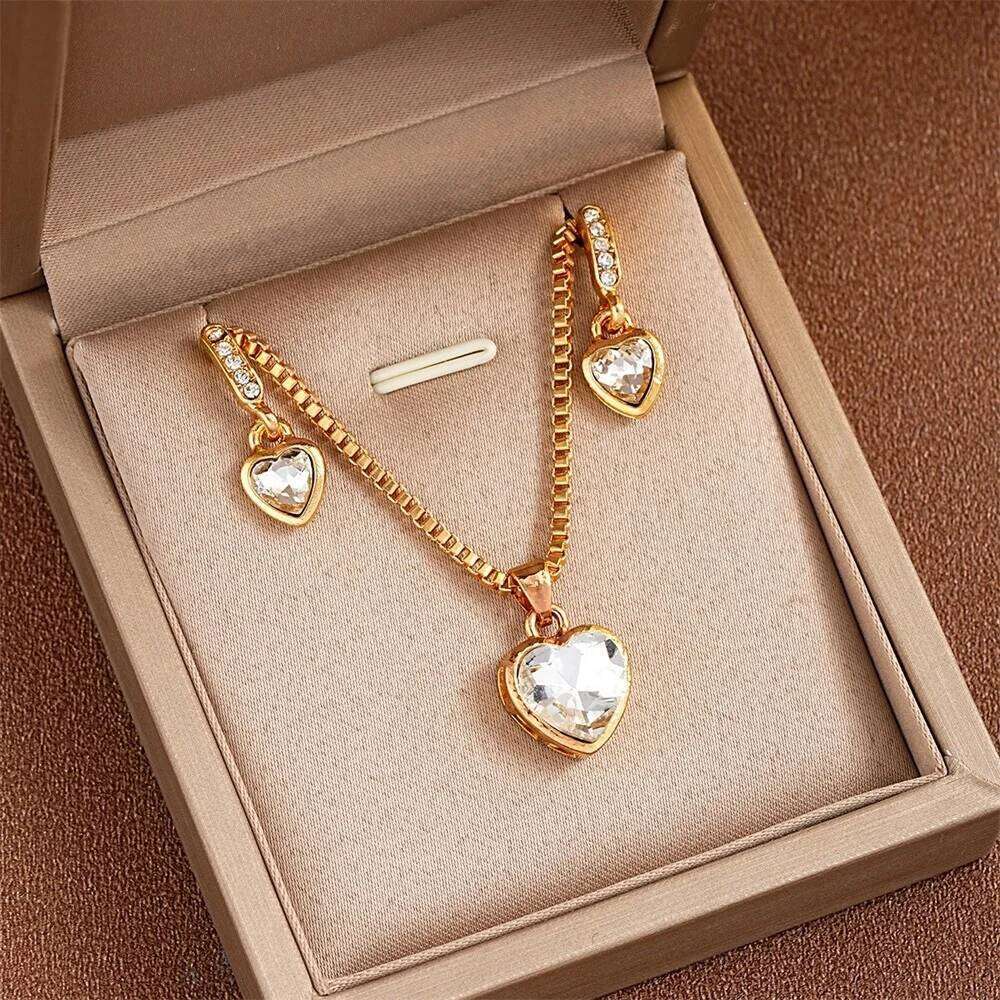 3 Pcs Of Earring Pendant Necklace For Women Exquisite Fashion Rhinestone Double Heart Jewelry Set Gift