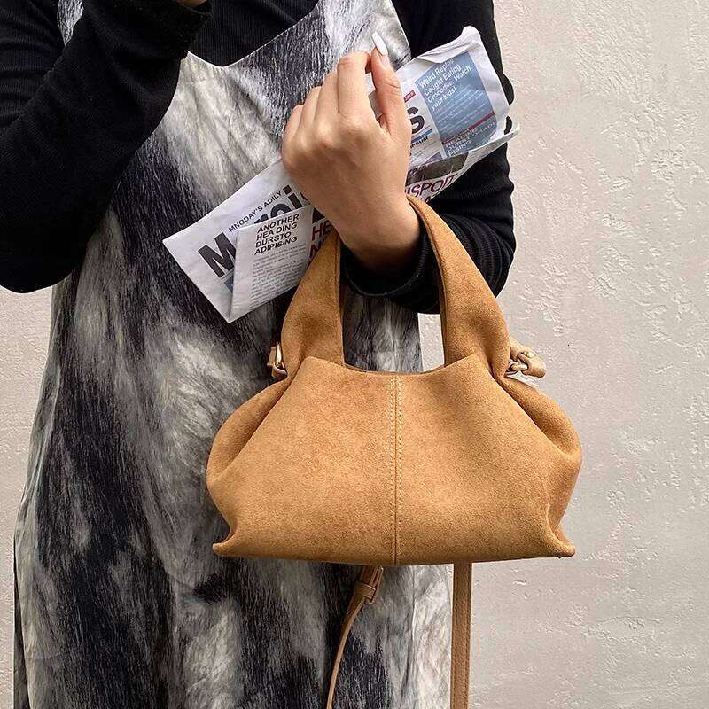 French Cloud Dumpling Brand Design Frosted New Fashion Handbag Lunch Box Retro Magnetic Clasp Shoulder Crossbody Bag XJ260109