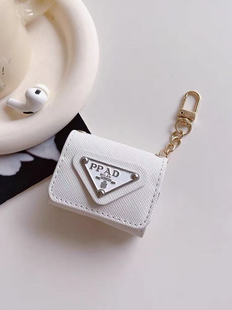 Designer Mini Bag for Airpods 4 1 2nd Generation 3 New 3rd Case Air pods Pro 2 Headset Packet Keychain Leather Earphone Protector Shell Chain Charm 11