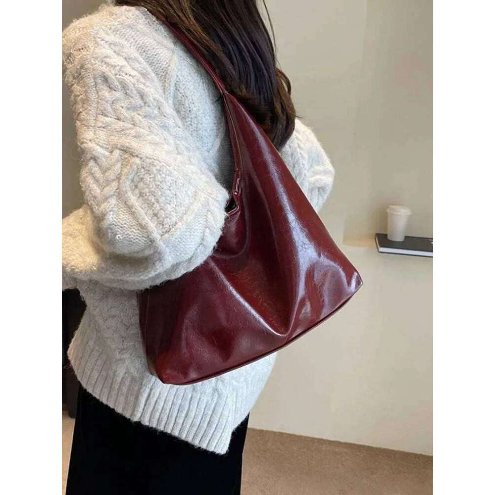 Large Capacity Red Bag For Women 2024 New Retro Texture Single Shoulder Tote Bags Fashion Versatile Casual Ladies Handbags XJ260109