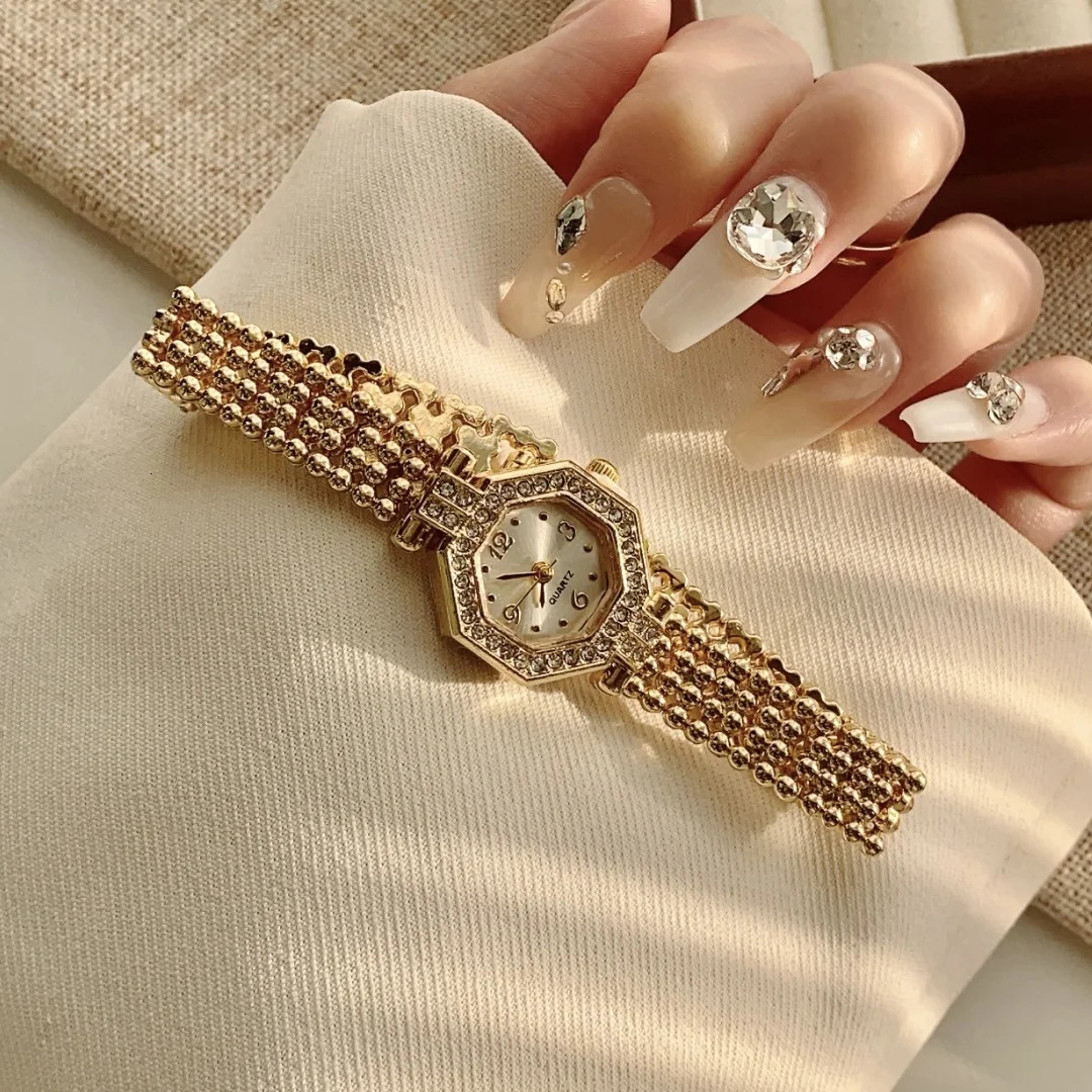 Women Watches Top Wristwatches Ladies Fashion Gold Bracelet Watch Female Elegant Clock Women montre femme 260108