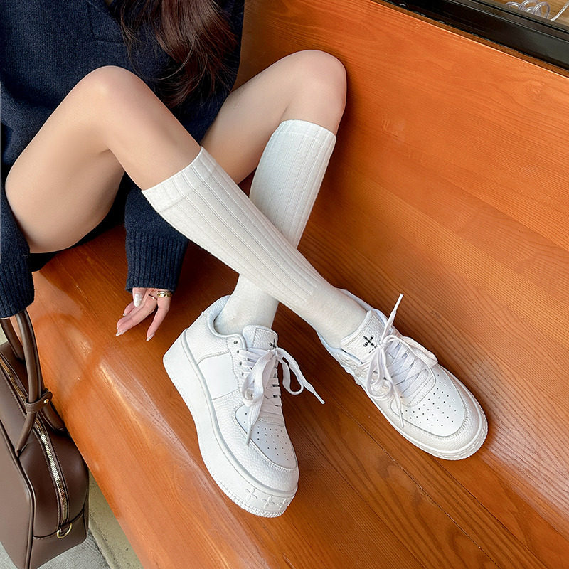 DARSII breathable thick soled height increasing board shoes for commuting trendy and versatile casual sneaker shoes for men and women