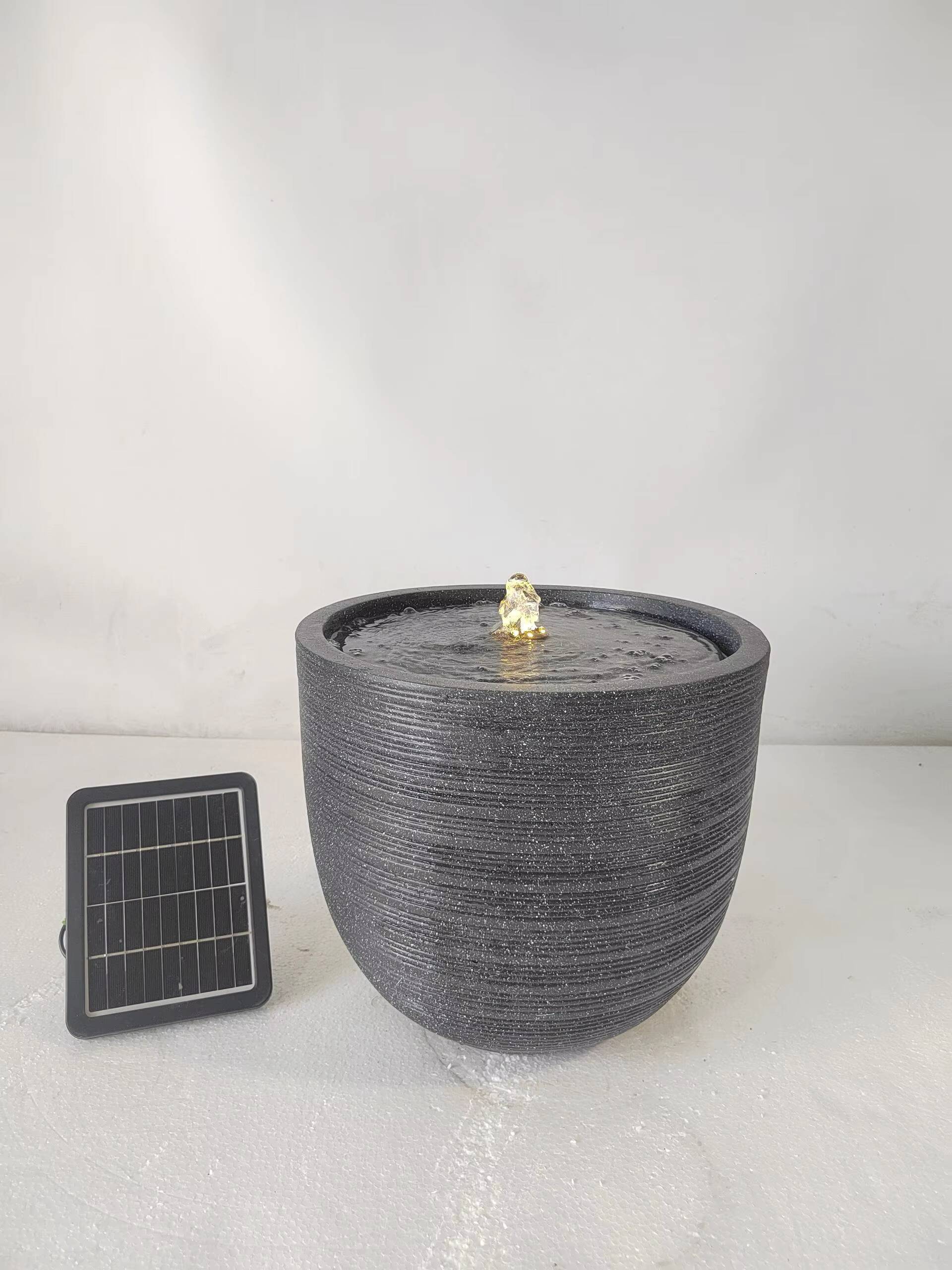 Modern Horizontal Stripes Water Fountain with Led Lights Outdoor Garden Decoration Landscape