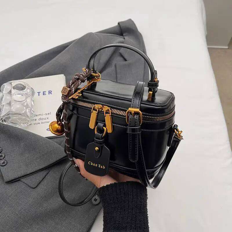 Retro Trendy Handbags Women Autumn and Winter Shoulder Crossbody High-end Small Lipstick Cosmetic Mini Square Bags Ins XJ260109