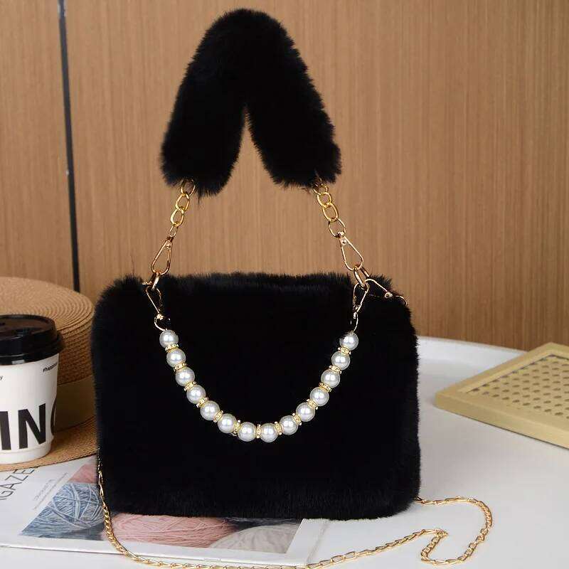 Gentle Temperament Autumn And Winter New Ins Cute Pearl Chain Crossbody Fashion Small Square Soft Plush Bag XJ260109