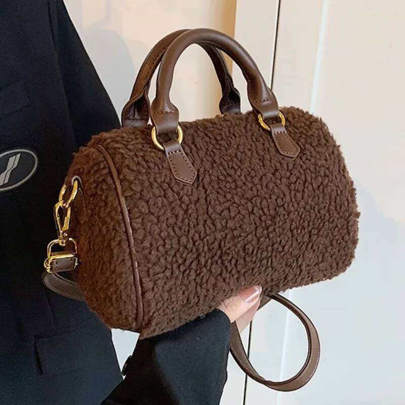 Korean Style Lambswool Pillow Handbag Women Soft Large Capacity Lightweight Shoulder Ladies Fashion Casual Crossbody Bag New XJ260109