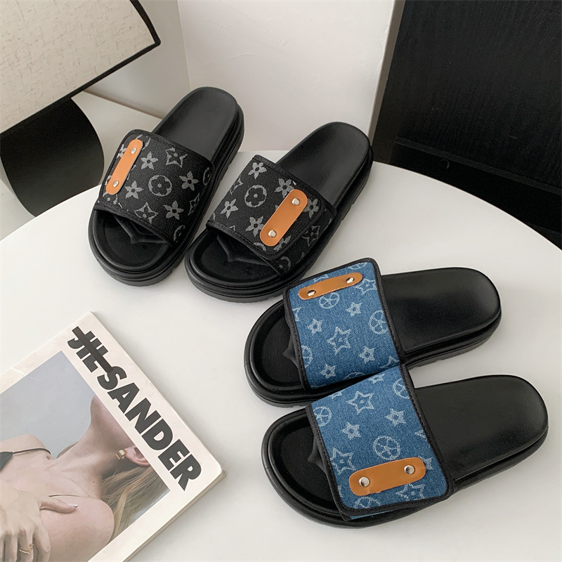 new Free shipping 2026 Magic Couple Thick Bottom One Word Anti slip Exterior Wear on Beach