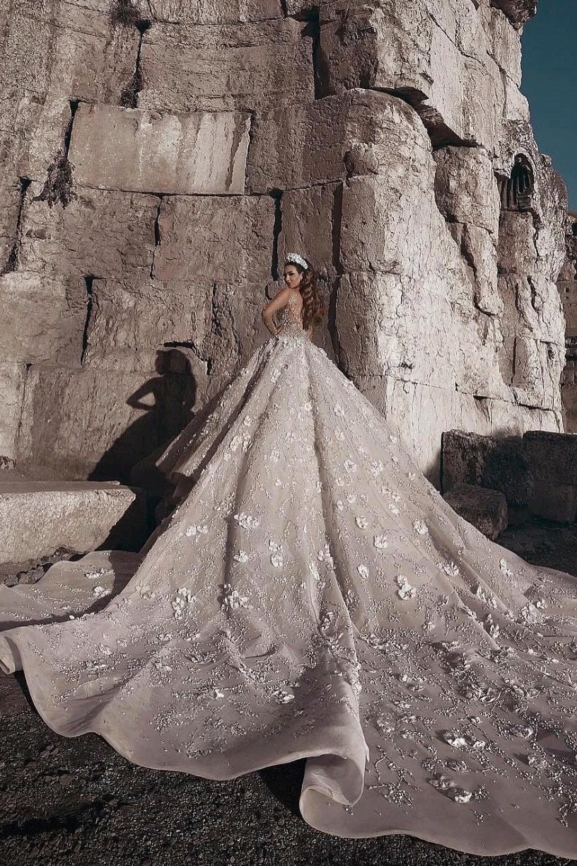 African Aso Ebi 2026 Ivory Ball Gown Wedding Dress Floral Sequined Lace Beaded Sheer Neck Full Sleeves Sparkly Bridal Gowns Dresses ZJ221