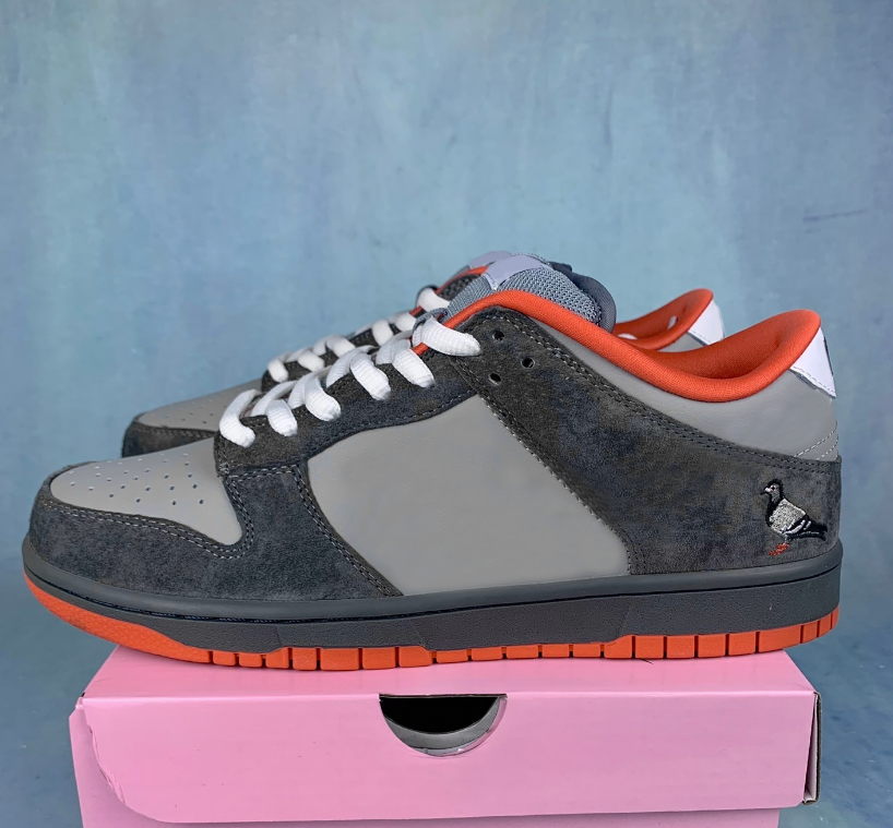Womens Mens Running Shoes Low Staple NYC Pigeon grey Sports Sneakers 304292-011