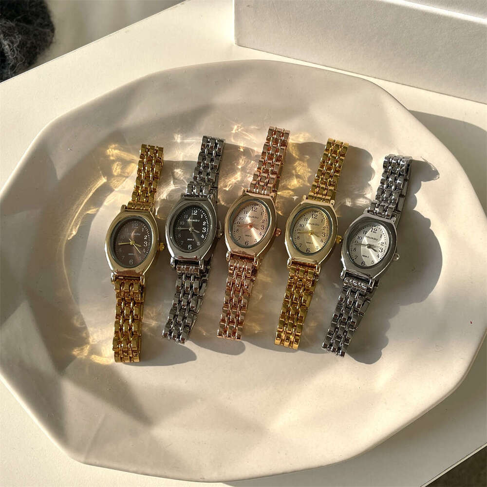 New Steel Band for Women, Vintage Style, Oval Niche Exquisite Quartz Women's Watch, Source Watch
