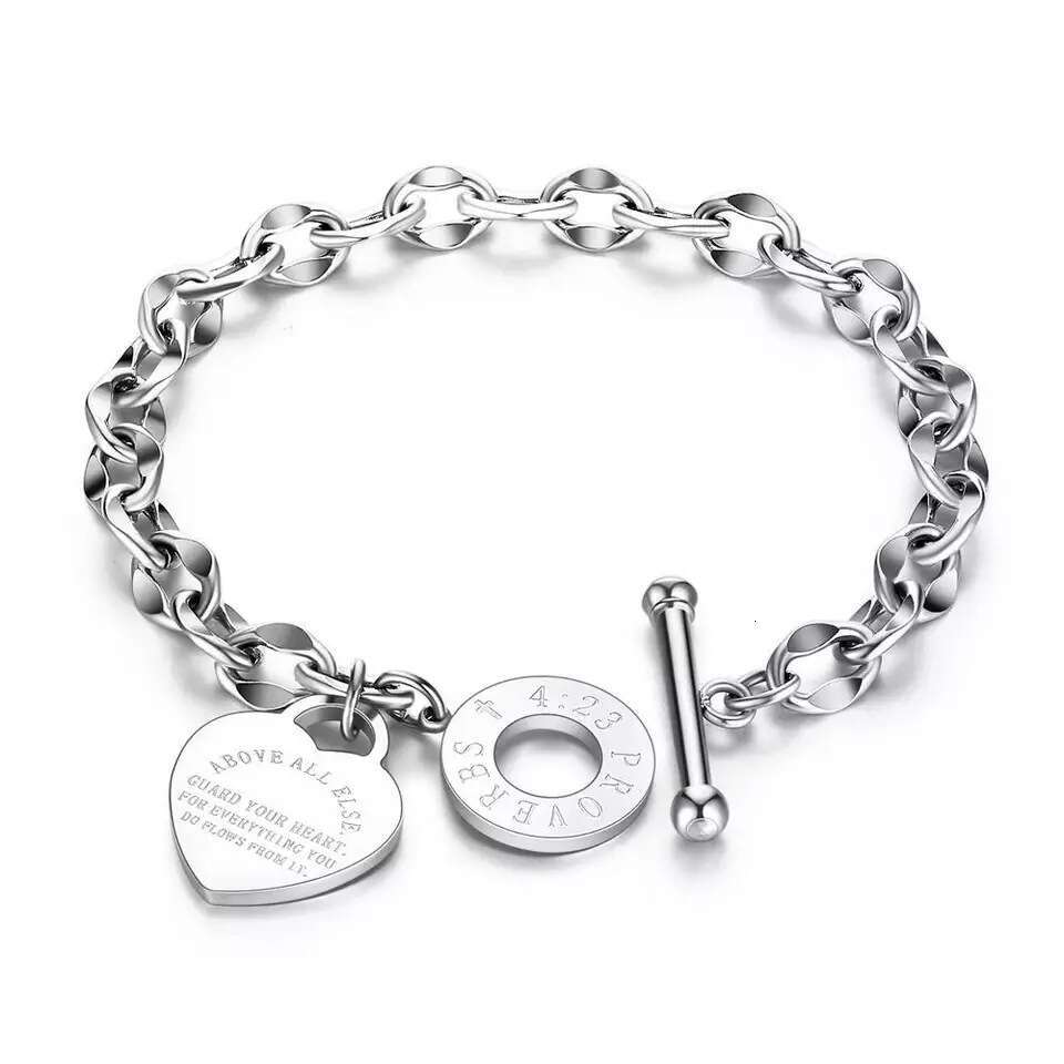 Bracelet Unisex INS Heart Stainless Steel Titanium Steel OT Buckle Personality Versatile Trendy Daily Wear Party Hand Accessories Factory Wholesale