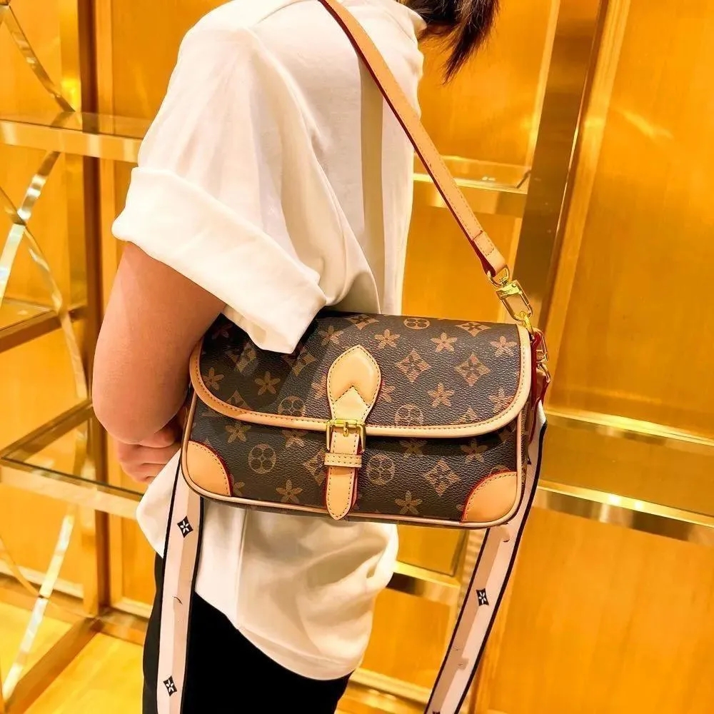 Luxury Designer Bag Crossbody Diane Baguette Vintage Canvas Strap Flower Flap Clutch Purse Shoulder Bags louisities vittonn Tote Bag Female vuittion viitton