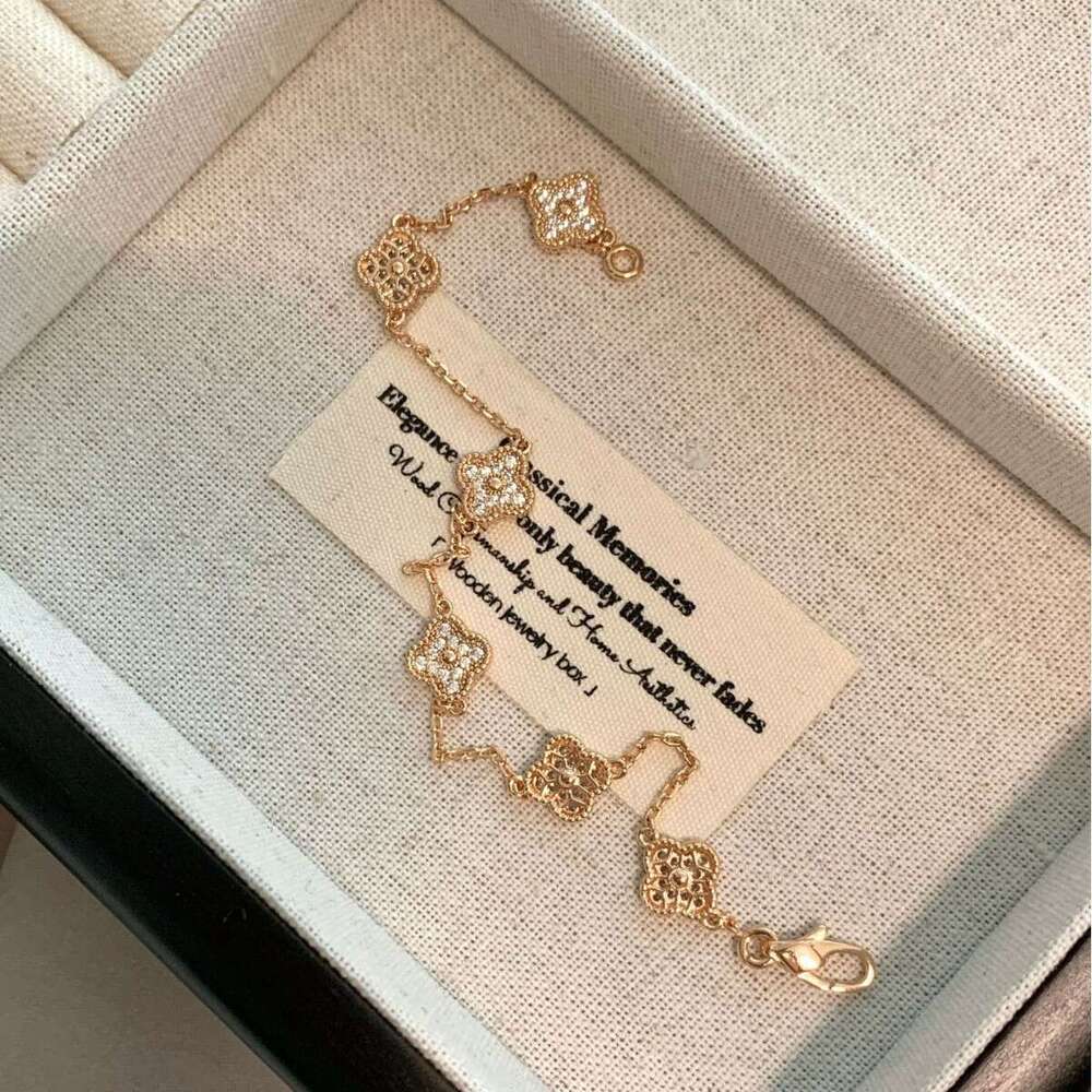 Bracelet for Women French Niche High-End Four-Leaf Clover Full Diamond Small Rose Mini V Gold Daily Wear Party Hand Jewelry Factory Wholesale Free Shi