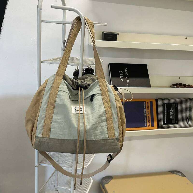 New Winter Texture Versalite Crossbody Bags Large Capacity Color Block Simple Bucket Lightweight Casual Fabric Shoulder Bag XJ260109