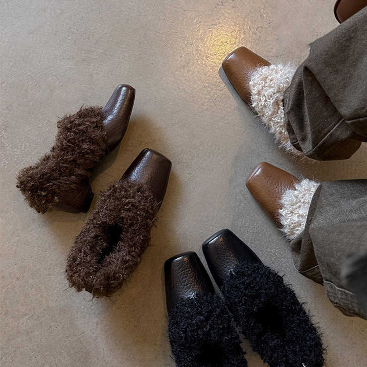 Brown retro square-toed furry shoes made of cowhide for women, with an inner height-increasing single shoe on the outside, are cotton shoes for keeping warm Q260109