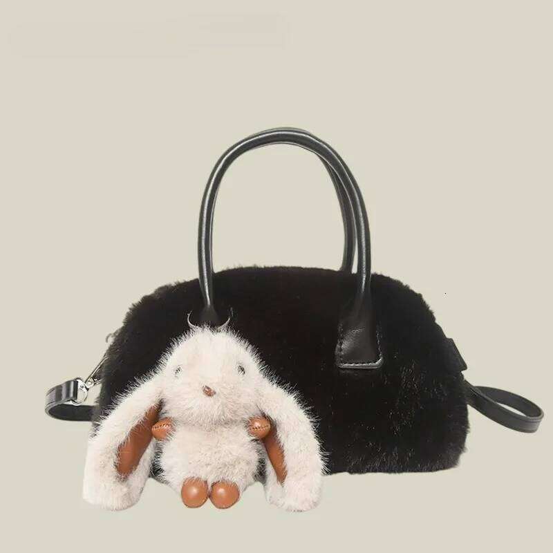 autumn and winter cute plush handbag women's 2025 new fashion versatile shoulder messenger bag XJ260109