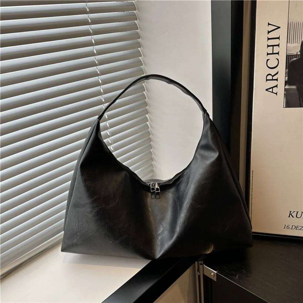 High Quality Big Large Shoulder Leisure Y2k Soft Leather Tote Cuasal Vintage Women's Armpit Bag Commuting XJ260109