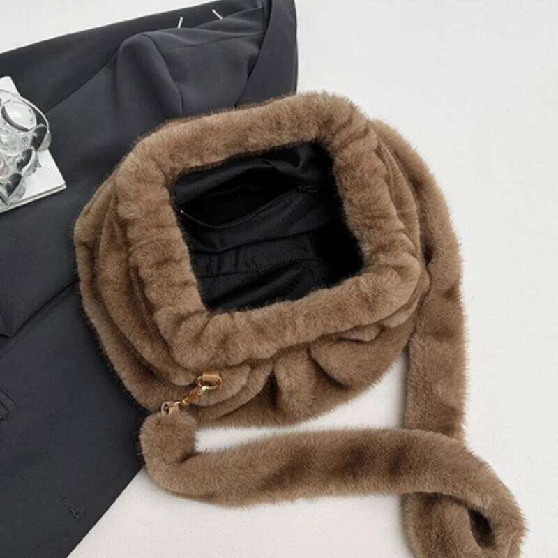 Winter Texture Simple Crossbody Faux Mink Wrinkle Cloud Shoulder Women Fashion Fluffy Versatile Casual Storage Bags XJ260109
