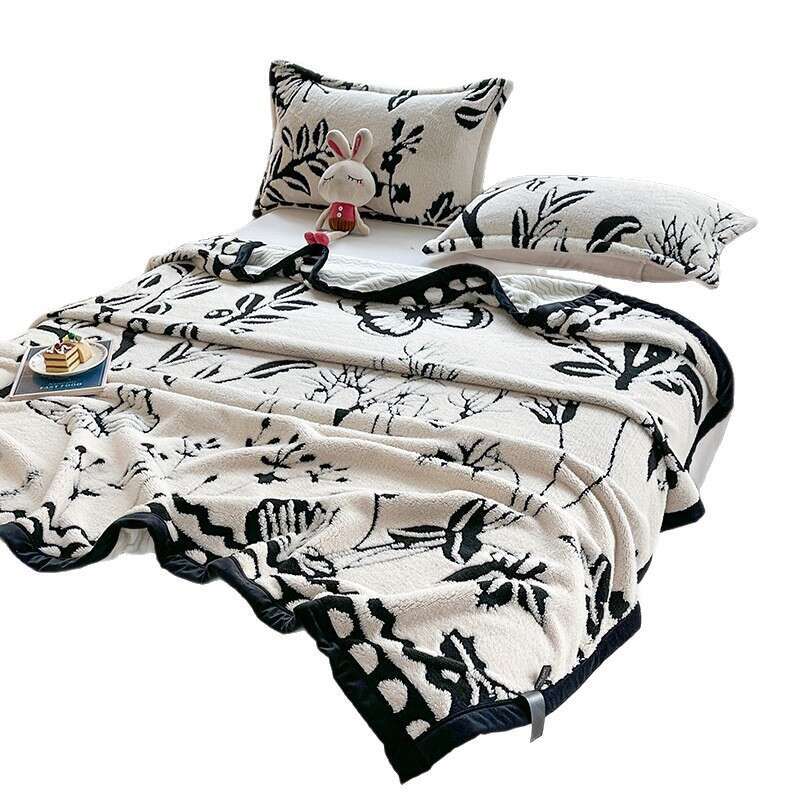 Black White Cationic Composite Ink Painting Multifunctional Summer Air Conditioning Nap Bedroom Throw & Blanket